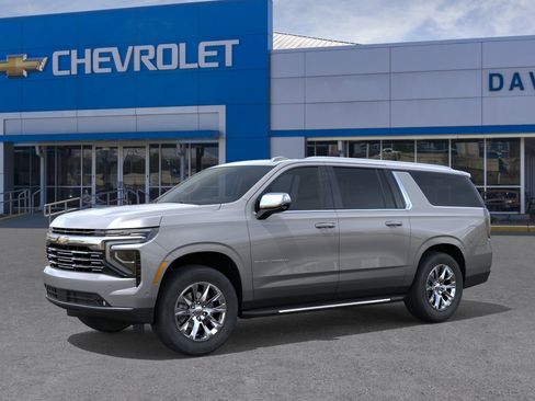 New 2026 Chevrolet Suburban Premier image 2