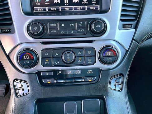 Used 2019 GMC Yukon XL SLT w/ Open Road Package image 33