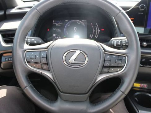 Certified 2025 Lexus UX 300h FWD image 16