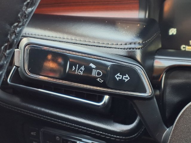 Certified 2022 Lincoln Nautilus Reserve w/ Luxury Package FWD image 17