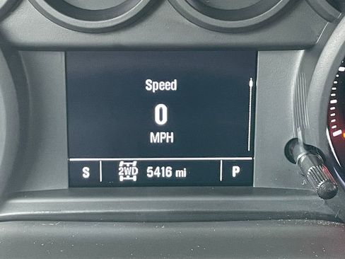 Used 2025 Chevrolet Silverado 2500 Custom w/ Custom Value Package image 6