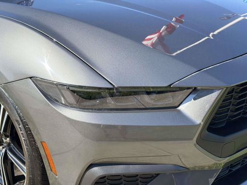 Used 2025 Ford Mustang Premium RWD image 7