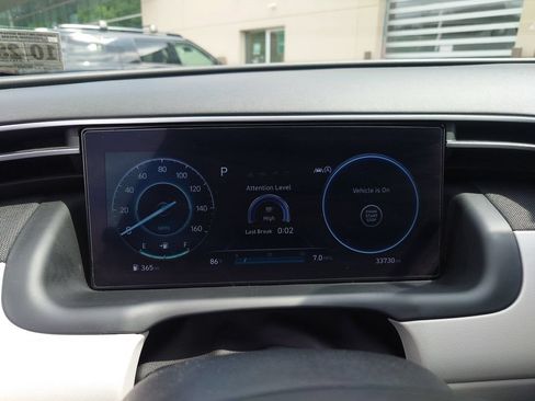 Certified 2024 Hyundai Tucson Limited AWD/4WD image 16