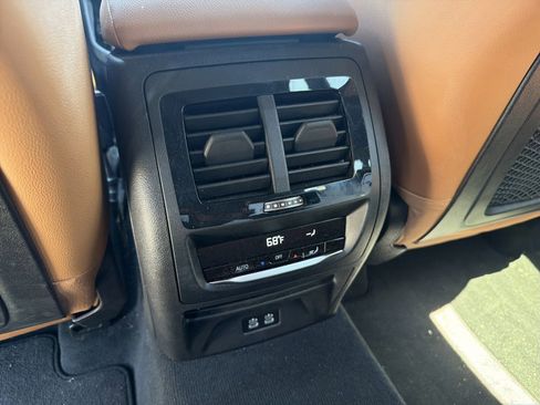 Used 2022 BMW X3 sDrive30i RWD image 17