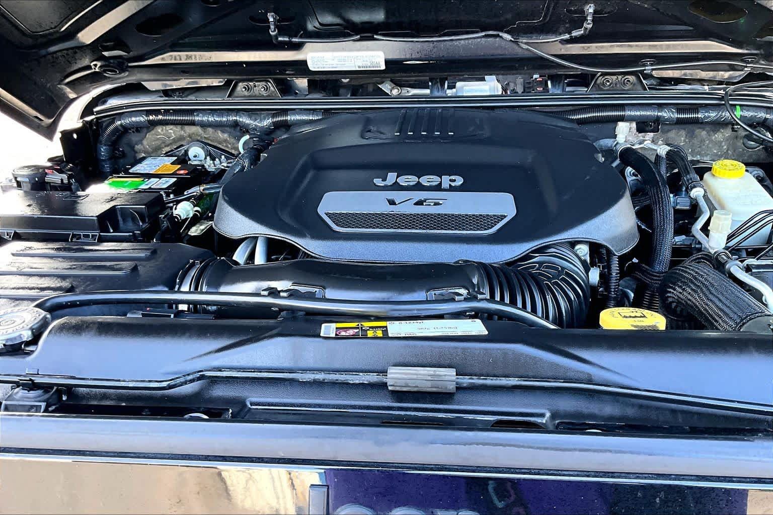 Used 2016 Jeep Wrangler Sport AWD/4WD image 34