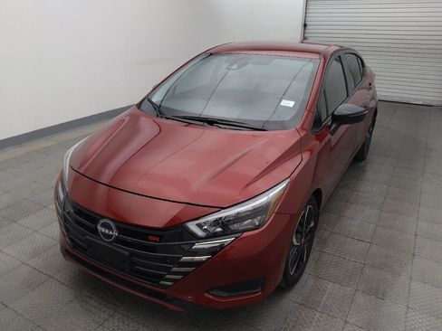 Used 2025 Nissan Versa SR w/ Trunk Package FWD image 15