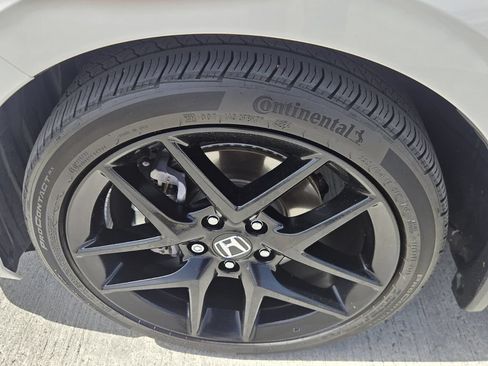 Certified 2025 Honda Civic Sport image 9