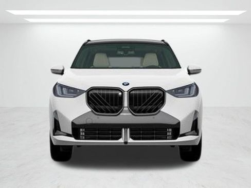 New 2026 BMW X3 xDrive30i w/ Premium Package AWD/4WD image 2