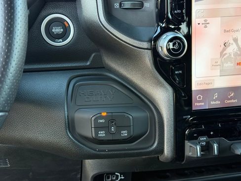 New 2026 RAM 2500 Tradesman AWD/4WD image 21