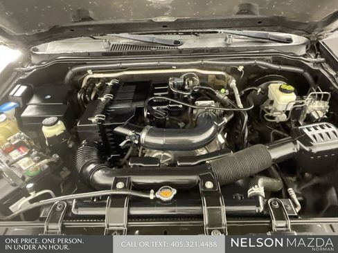 Used 2014 Nissan Frontier SV image 41