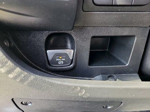 Used 2025 RAM ProMaster 2500 w/ U-Haul Equipment Group FWD image 18