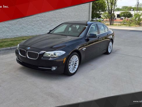 Used 2011 BMW 535i xDrive Sedan image 1