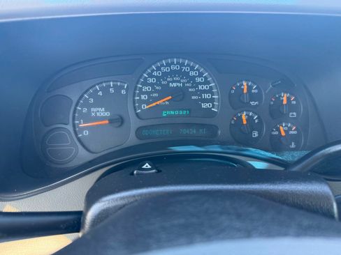 Used 2004 GMC Sierra 1500 SLT w/ Light Duty Power Package AWD/4WD image 34