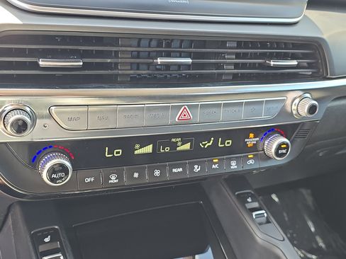 Certified 2022 Kia Telluride S FWD image 26
