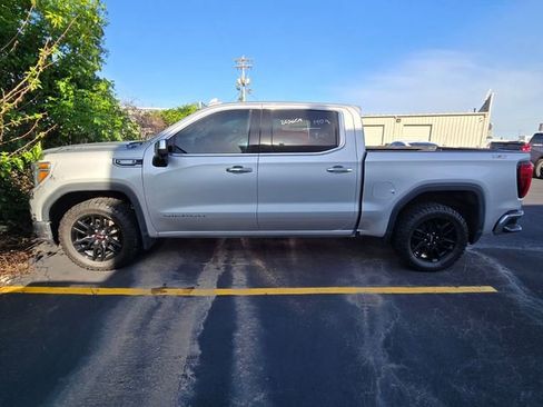 Used 2021 GMC Sierra 1500 SLT w/ SLT Premium Package AWD/4WD image 13
