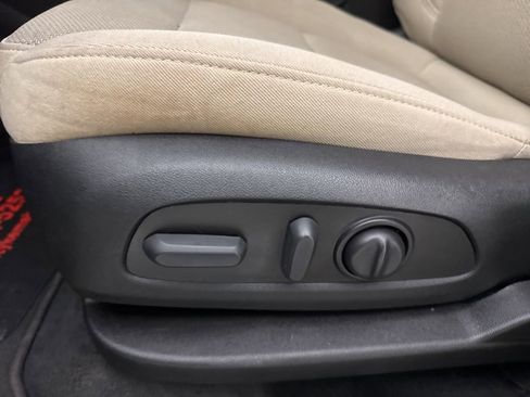 Used 2023 Chevrolet Traverse LT w/ LPO, Cargo Package image 24