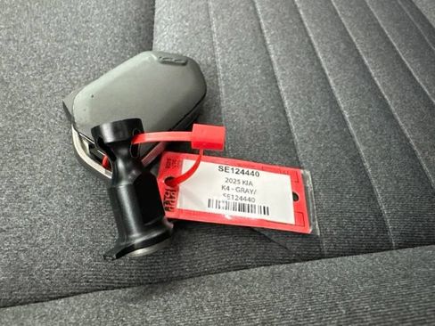 Certified 2025 Kia K4 EX FWD image 29