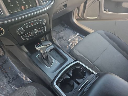 Used 2015 Dodge Charger SXT AWD/4WD image 22