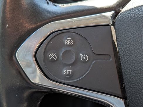 Used 2019 Chevrolet Traverse LT AWD/4WD image 49