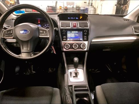 Used 2016 Subaru Impreza 2.0i Premium image 16