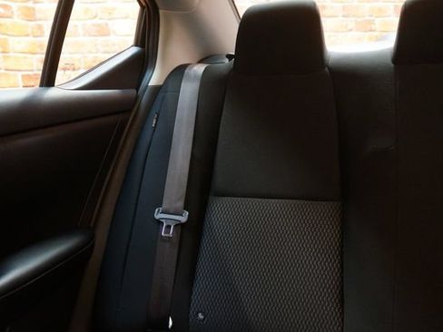 Certified 2023 Nissan Sentra S FWD image 32