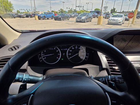 Used 2013 Acura RDX w/ Technology Package AWD/4WD image 30