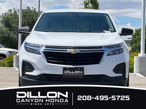 Used 2022 Chevrolet Equinox LS w/ LS Convenience Package AWD/4WD image 9