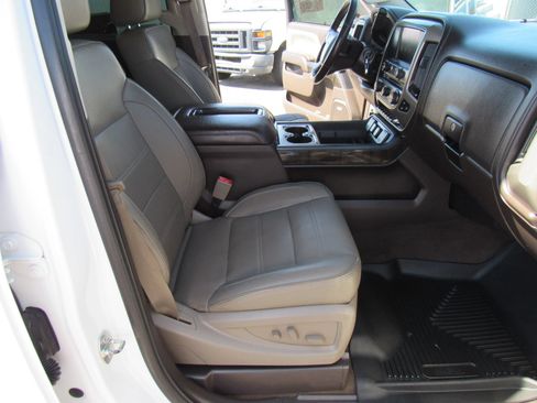 Used 2015 GMC Sierra 3500 Denali w/ Duramax Plus Package AWD/4WD image 11