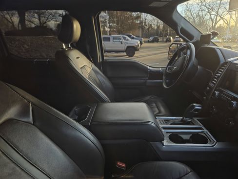 Used 2016 Ford F150 Platinum w/ Equipment Group 701A Luxury image 16