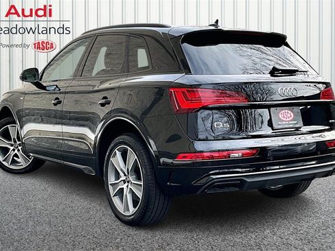 Used 2025 Audi Q5 2.0T Premium w/ Convenience Plus Package image 4