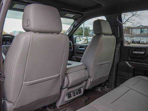 Used 2021 GMC Sierra 1500 SLT w/ X31 Off-Road Package image 28