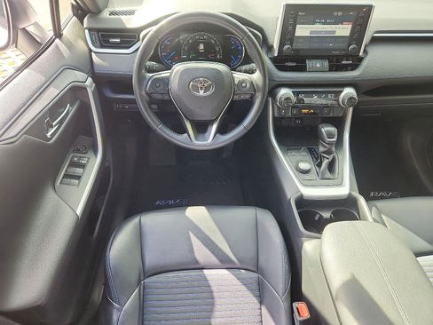 Used 2019 Toyota RAV4 XSE image 12