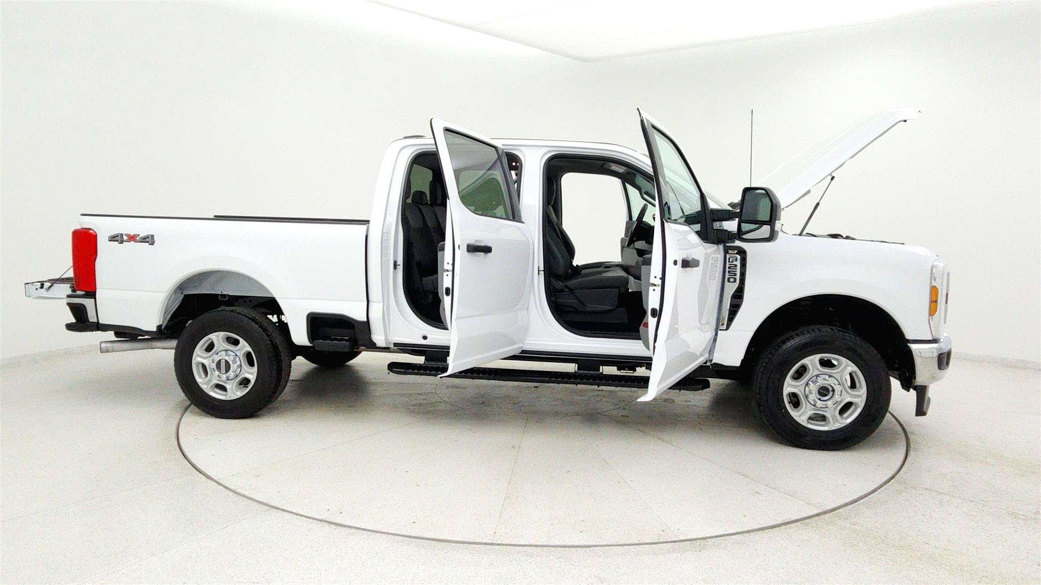 Used 2026 Ford F250 XLT AWD/4WD image 34