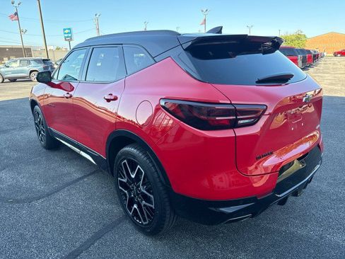 Used 2023 Chevrolet Blazer RS w/ Enhanced Convenience Package FWD image 5