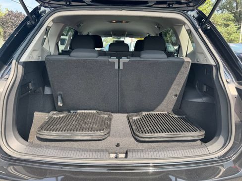 Used 2020 Volkswagen Tiguan S FWD image 9