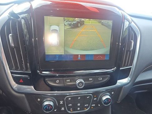 Used 2018 Chevrolet Traverse Premier w/ Redline Edition AWD/4WD image 16