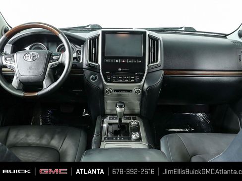 Used 2017 Toyota Land Cruiser AWD/4WD image 21