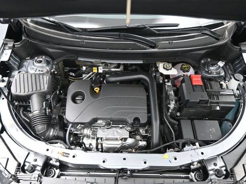 New 2026 Chevrolet Equinox LT FWD image 42