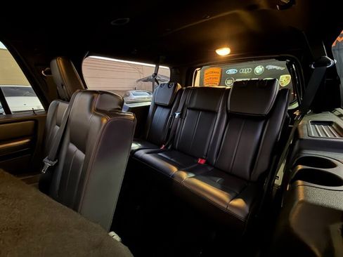 Used 2017 Ford Expedition EL Limited w/ Equipment Group 301A RWD image 30