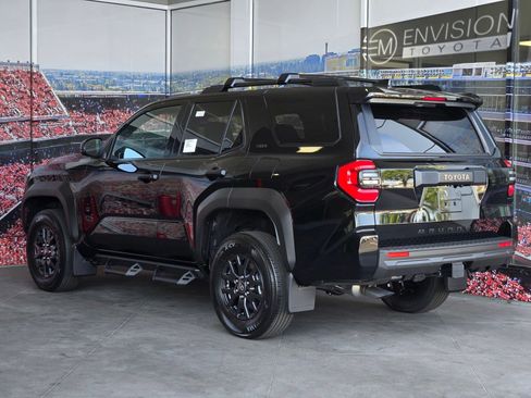 New 2026 Toyota 4Runner SR5 RWD image 5