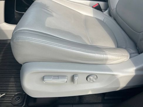 Used 2024 Honda Odyssey EX-L image 45
