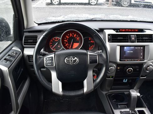 Used 2010 Toyota 4Runner SR5 AWD/4WD image 24