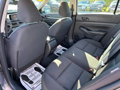 Used 2023 Nissan Altima 2.5 SV FWD image 14