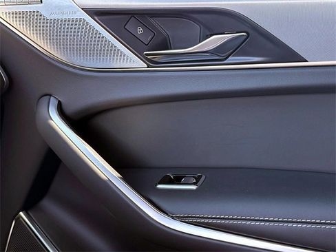 New 2025 Jaguar F-PACE R-Dynamic S image 18