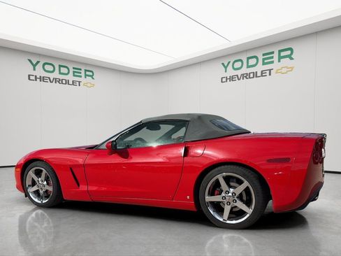 Used 2007 Chevrolet Corvette Convertible w/ Preferred Equipment Group RWD image 9