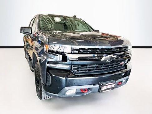 Used 2019 Chevrolet Silverado 1500 LT Trail Boss AWD/4WD image 3
