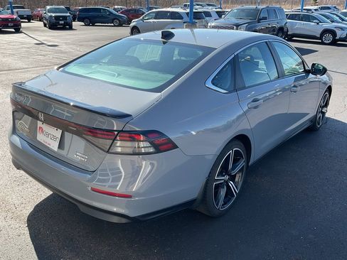 Used 2023 Honda Accord Sport image 5