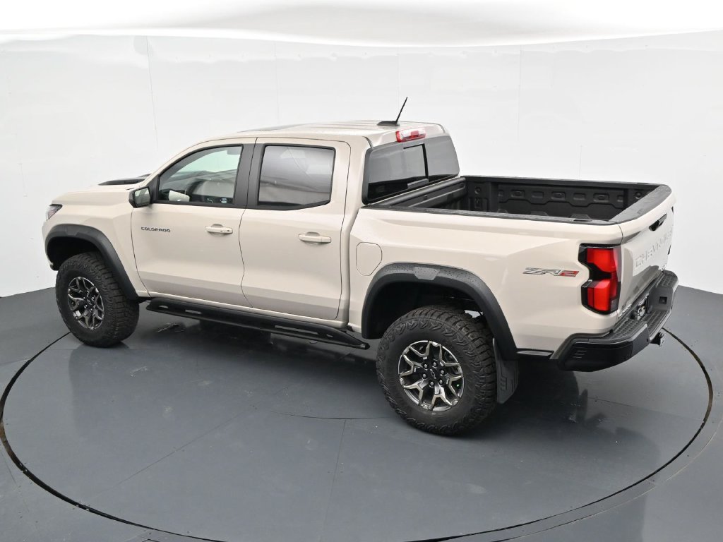 New 2026 Chevrolet Colorado ZR2 w/ Technology Package AWD/4WD image 21