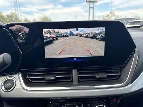 New 2026 Chevrolet Trax LT image 18