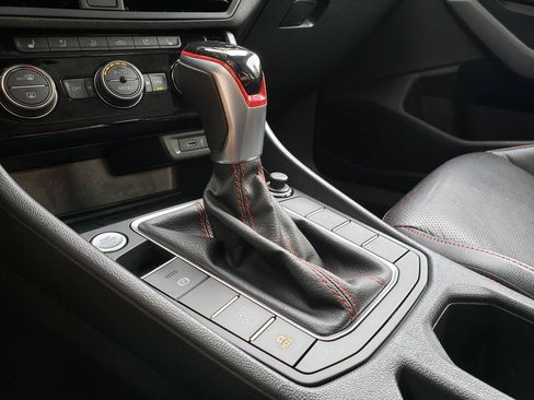 Used 2022 Volkswagen Jetta GLI Autobahn FWD image 25